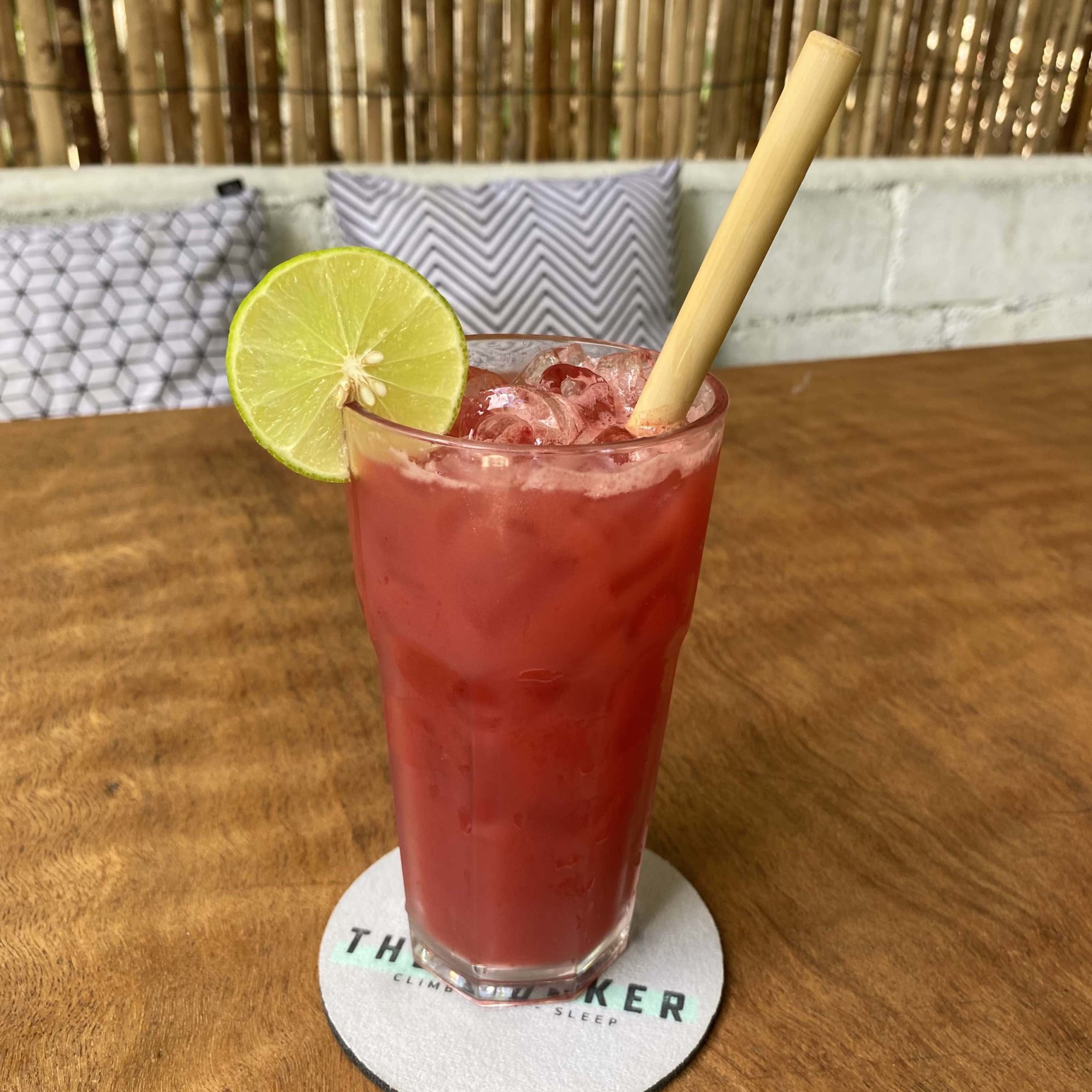 Bunker Koh Tao Cafe - 8 knot Bunker Koh Tao Cafe - 8 knot