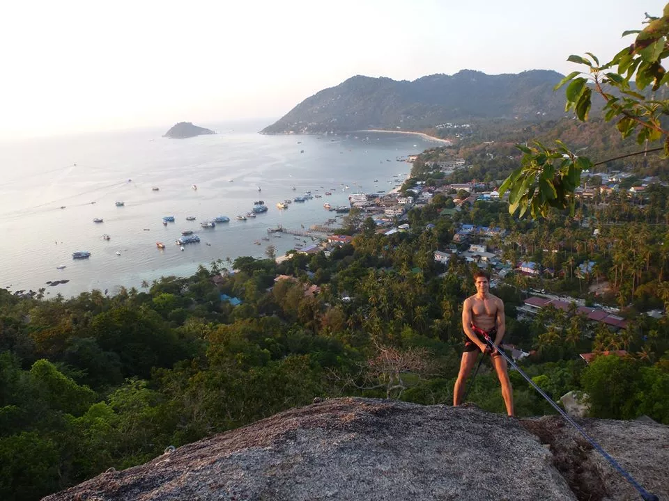 Abseiling Koh Tao - The Bunker